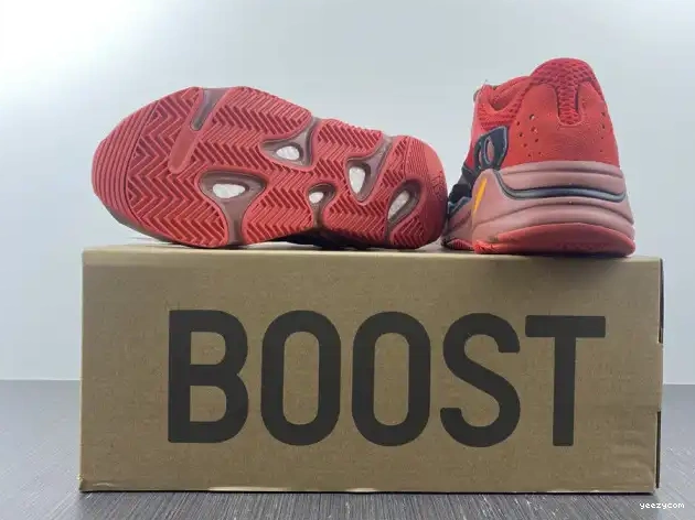 700 Hi-Res Boost Adidas HQ6979 Yeezy Red 0503